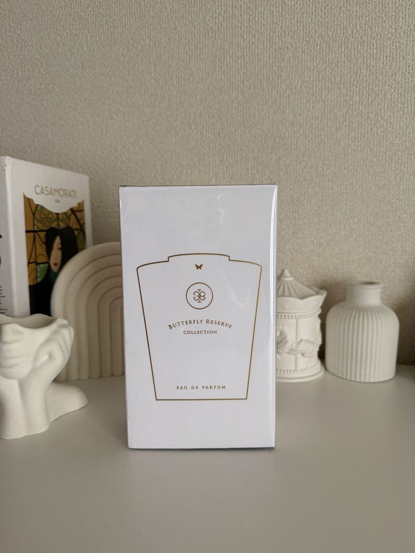 BUTTERFLY THAI PERFUME VELVET BLANC 香水