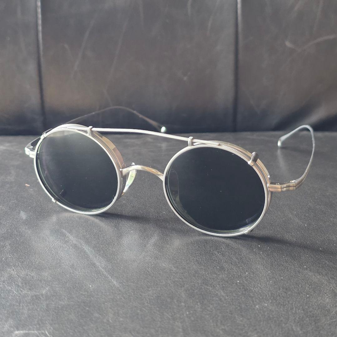 チタンフレーム 伊達メガネ クリップオンサングラス シルバー オーバル型