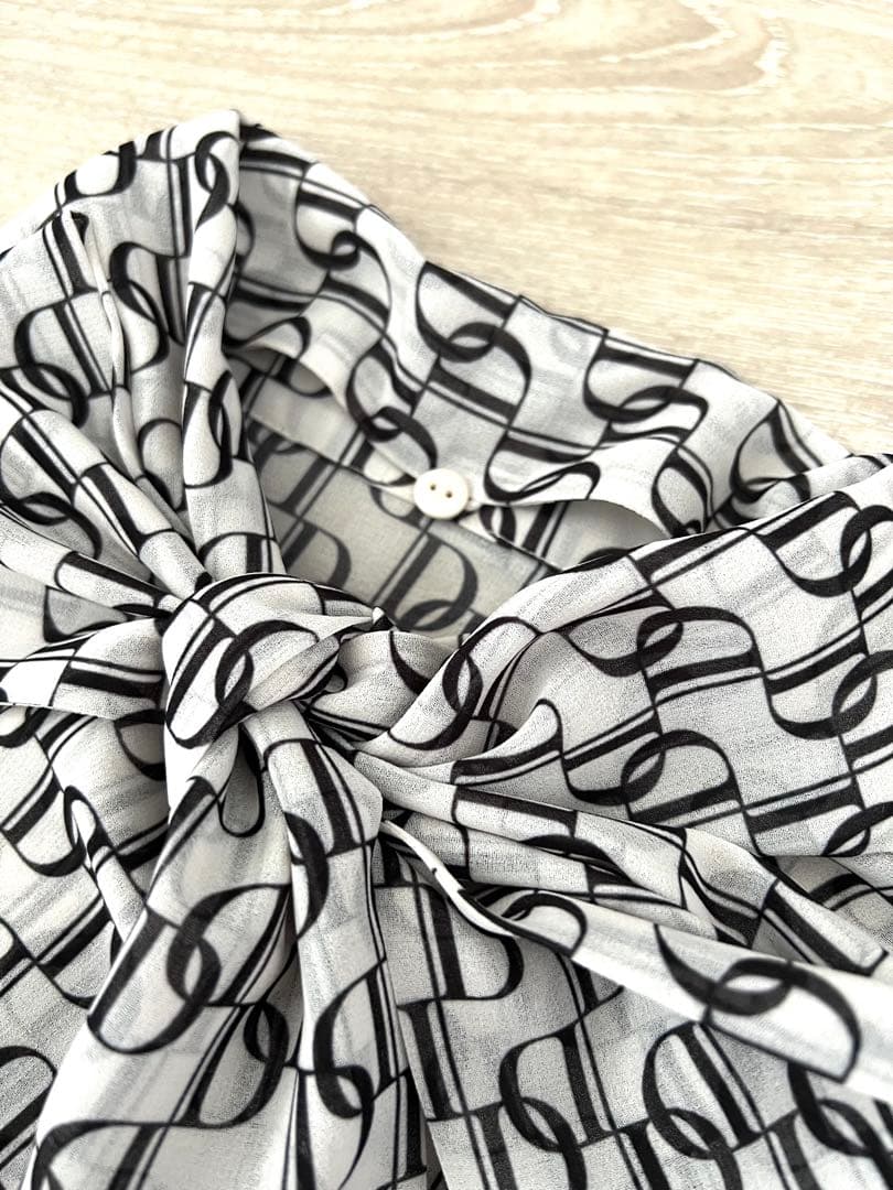 【新品未使用】ワンピース#グレースコンチネンタル#ダイアグラム