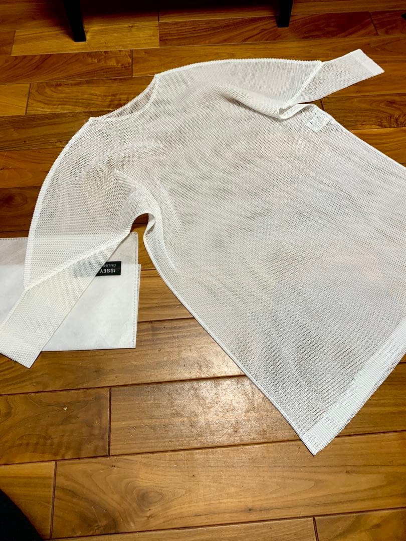 PLEATS PLEASE バルーンスリーブ　メッシュチュニック