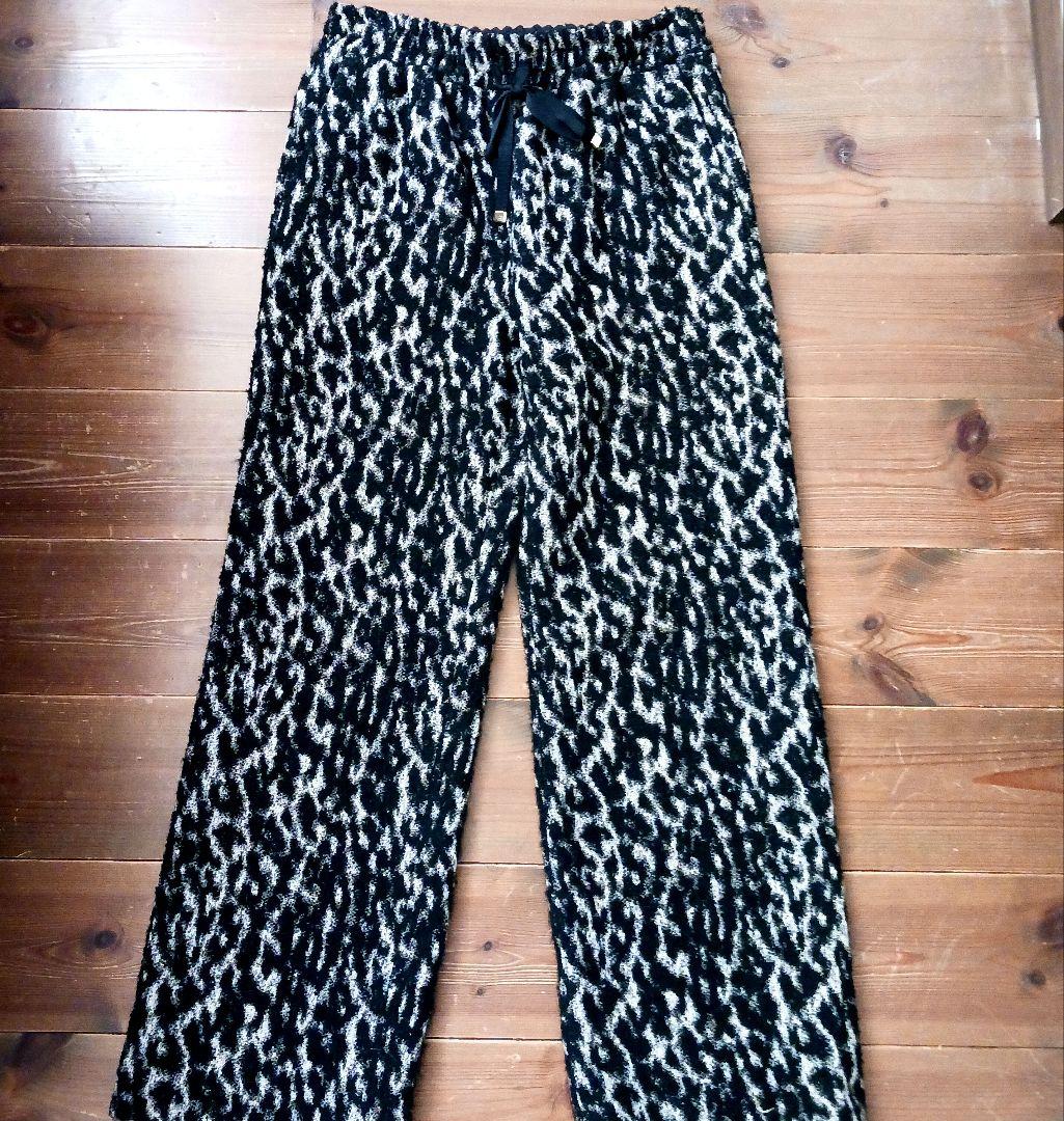 スピックアンドスパンヴィアンレオパード柄 パンツ