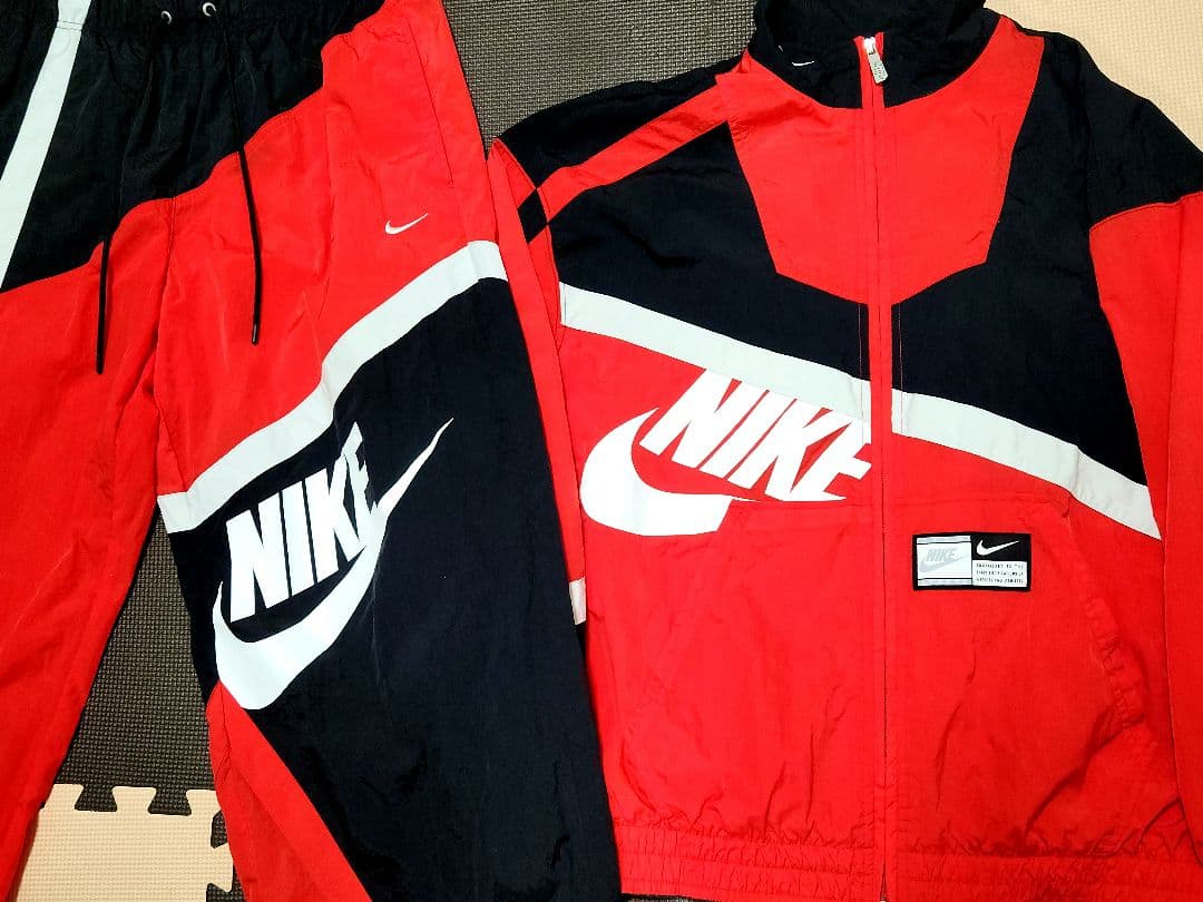 NIKE 山田涼介 RED セット アップ 上下 ビッグ スウッシュ ウーブン
