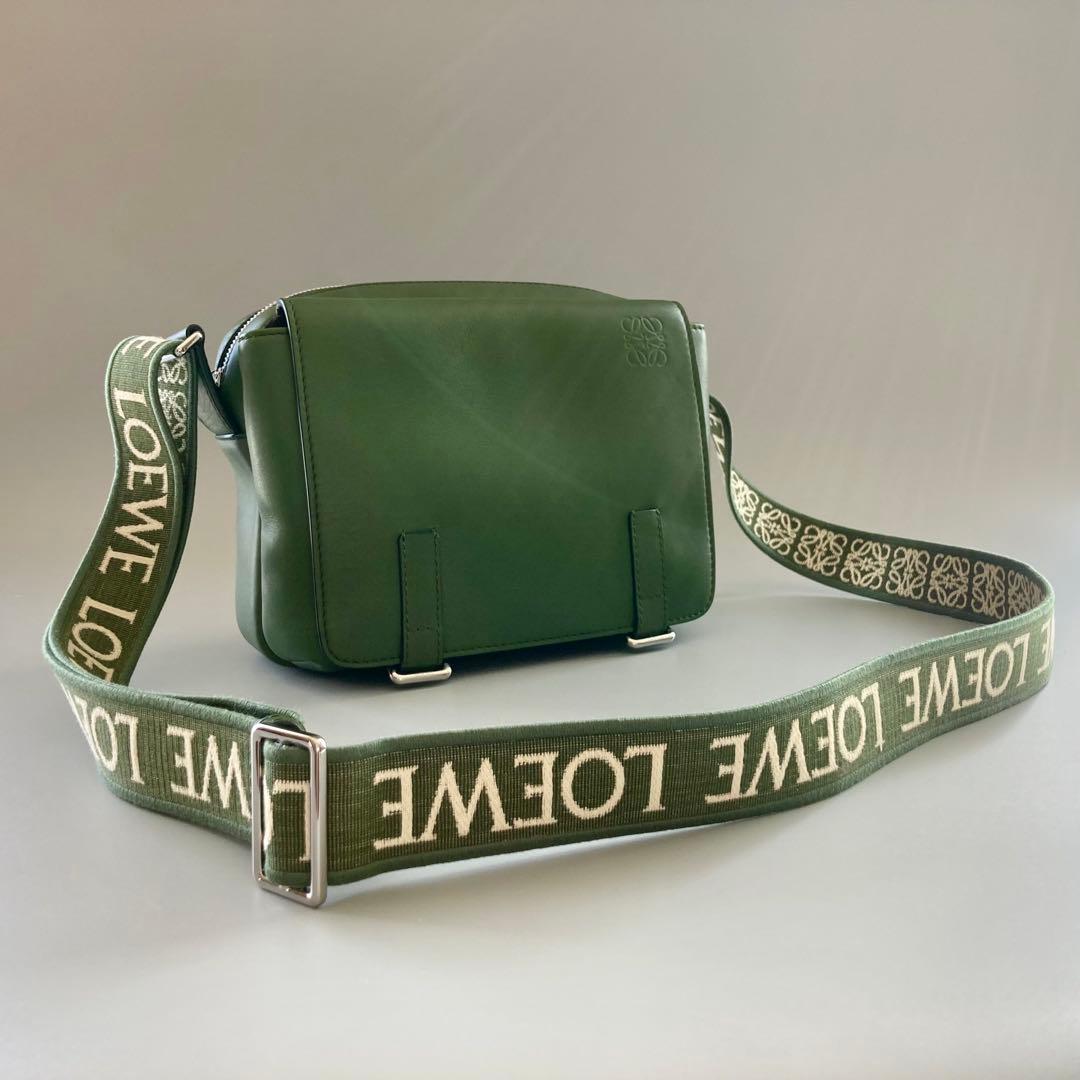 美品 LOEWE ロエベ ミリタリー メッセンジャーバッグ ショルダーバッグ