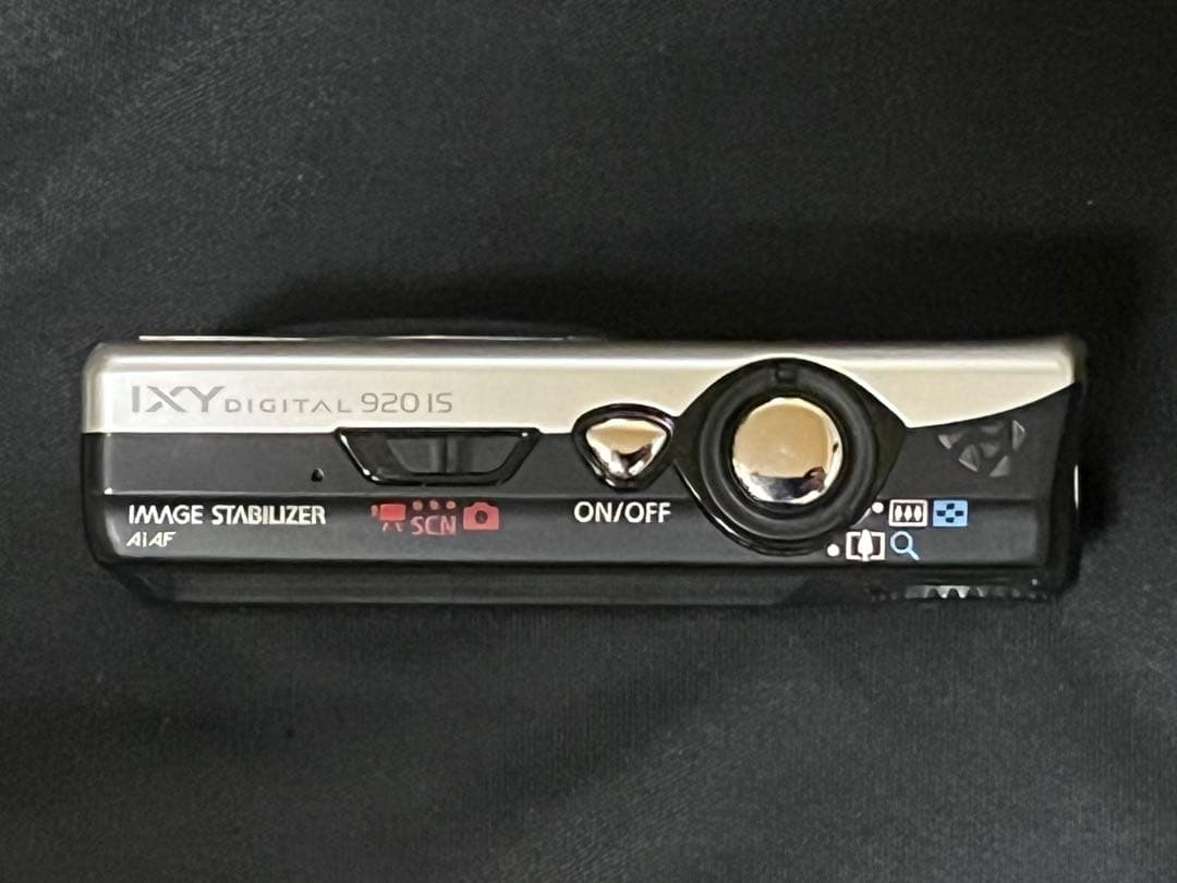 Ｃａｎｏｎ　ＩＸＹ　９２０ｉｓ　キャノン　コンパクトデジタルカメラ　シルバー