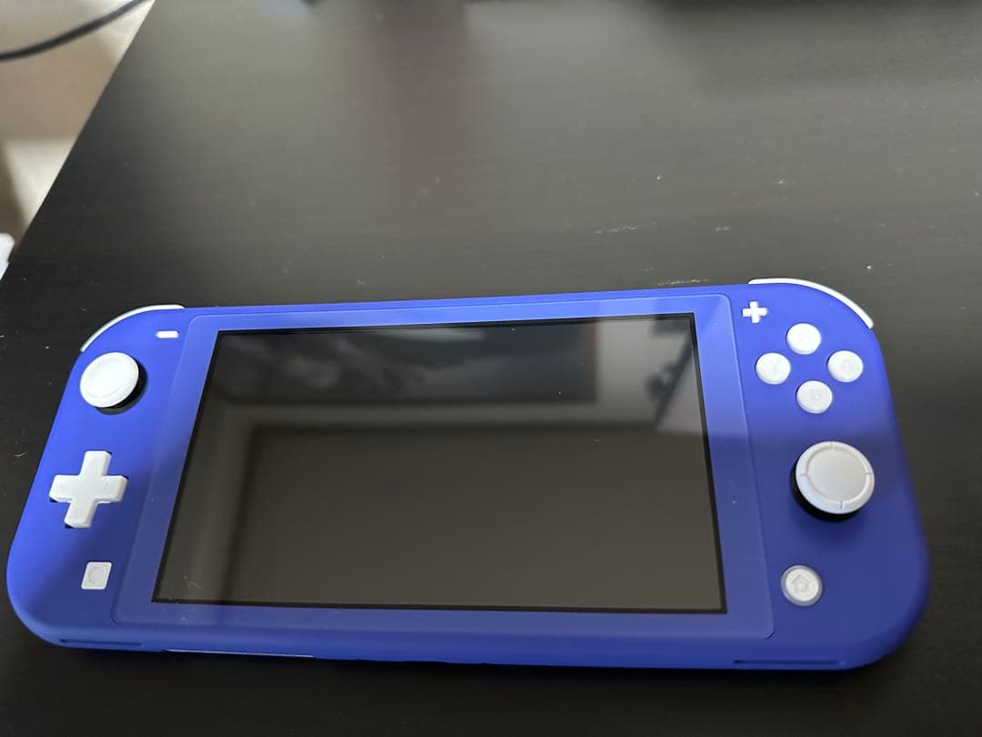 Nintendo Switch Lite + ポケモン付き