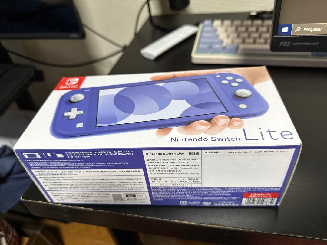 Nintendo Switch Lite + ポケモン付き