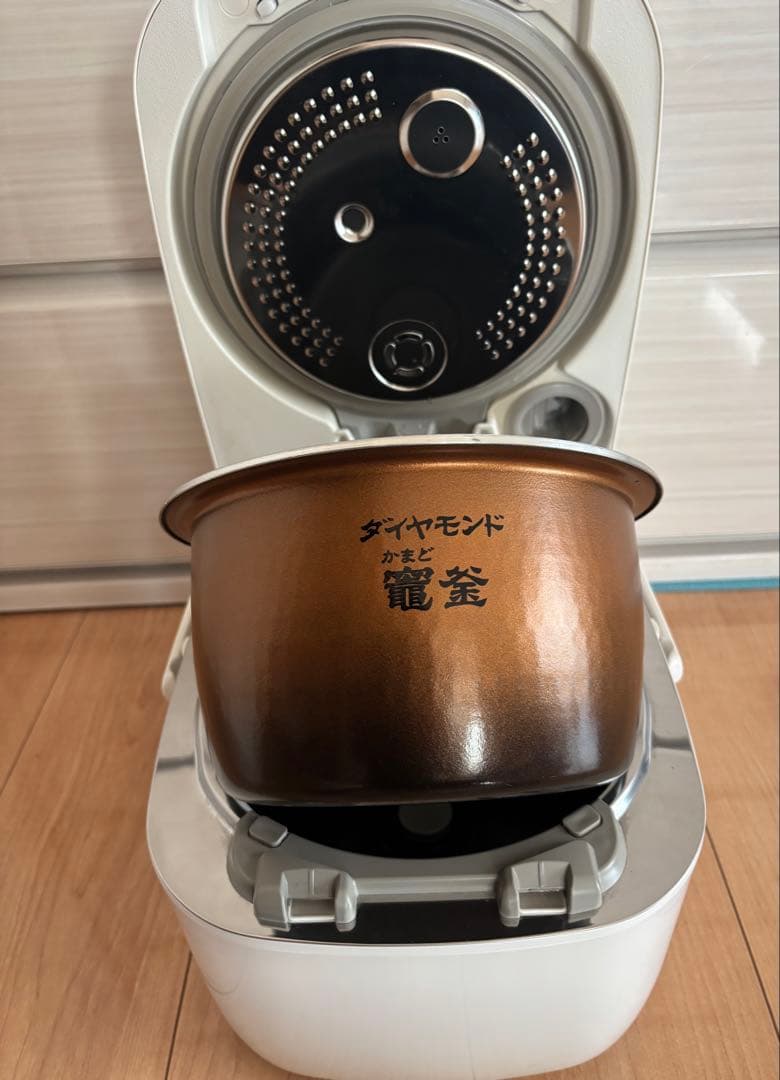 Panasonic IHジャー炊飯器番 SR-STS101 2021年製
