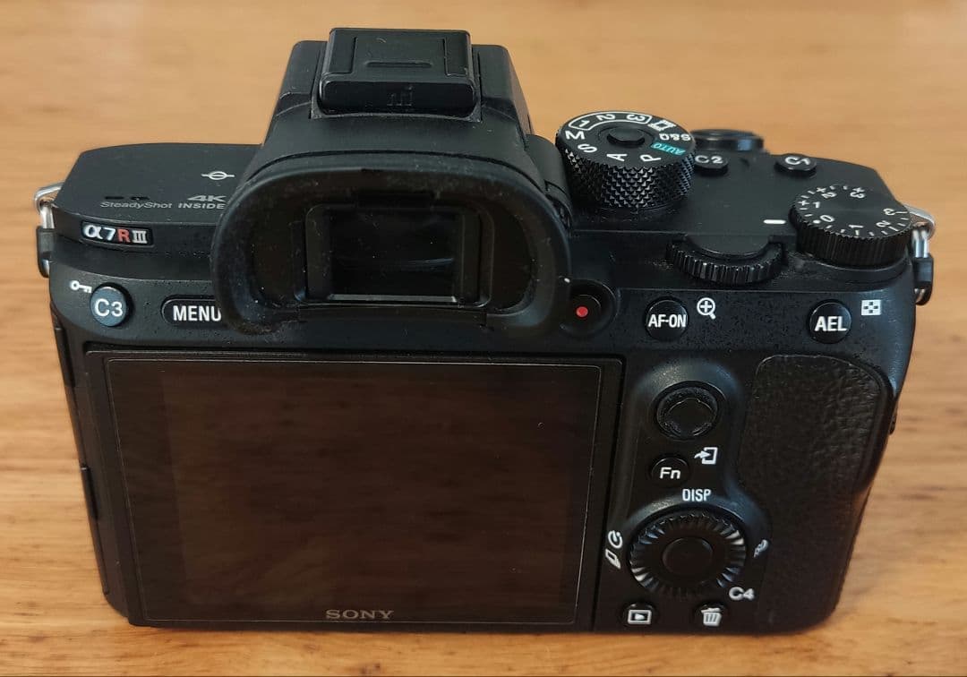 SONY α7R ⅲ ミラーレス一眼カメラ 本体