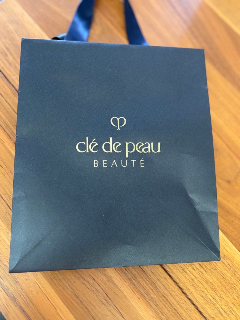 クレ・ド・ポー ボーテ クレームヴォリュミザントＳ