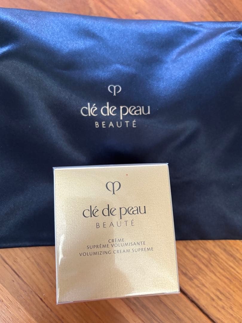 クレ・ド・ポー ボーテ クレームヴォリュミザントＳ