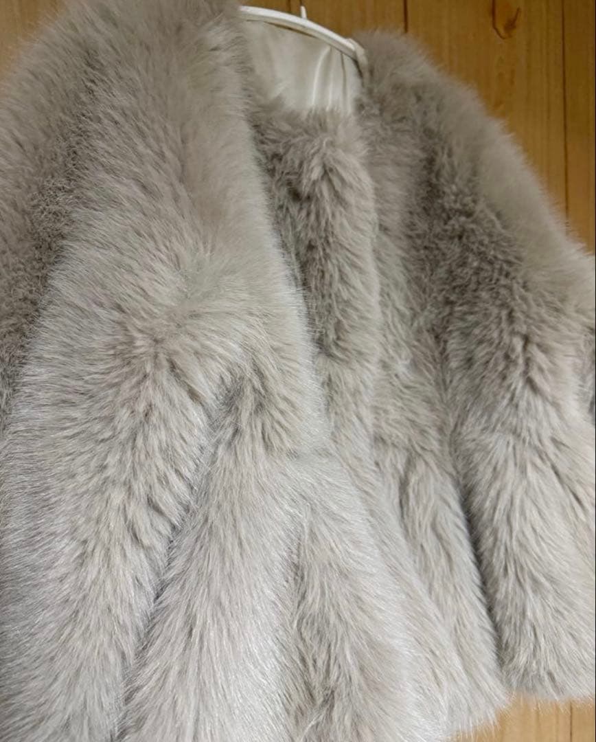 【1/25までの限定価格】Bibiy RAMONA PEPURAMU COAT