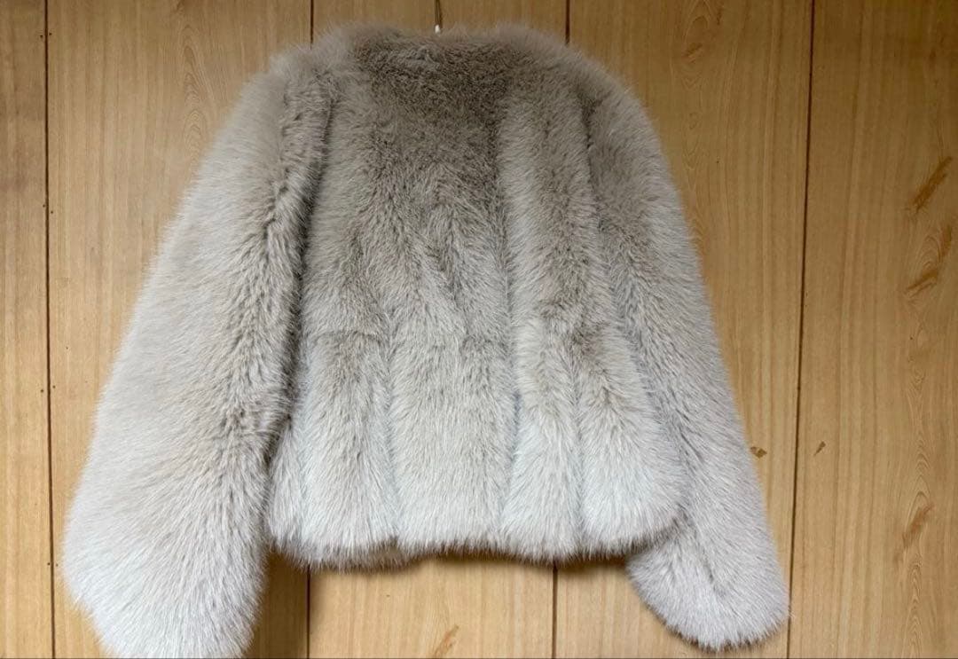 【1/25までの限定価格】Bibiy RAMONA PEPURAMU COAT