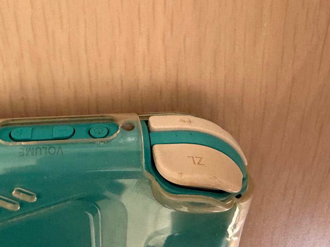 Nintendo Switch Lite ターコイズ　専用カバー&充電器付き