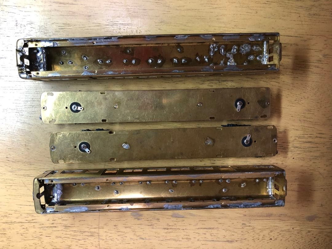 タニカワ名鉄5500系 先頭車2両、組立途中