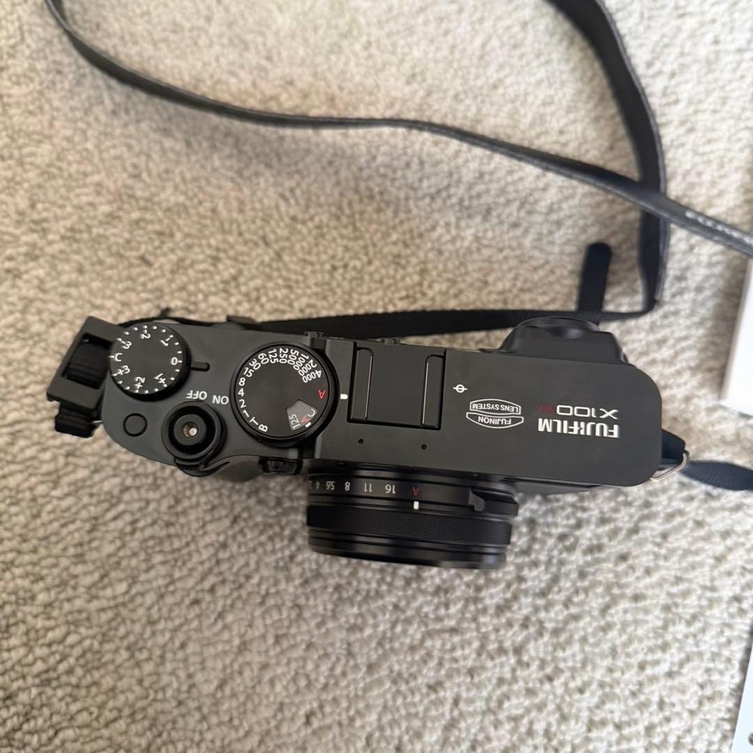 Fujifilm X100Vi ブラック