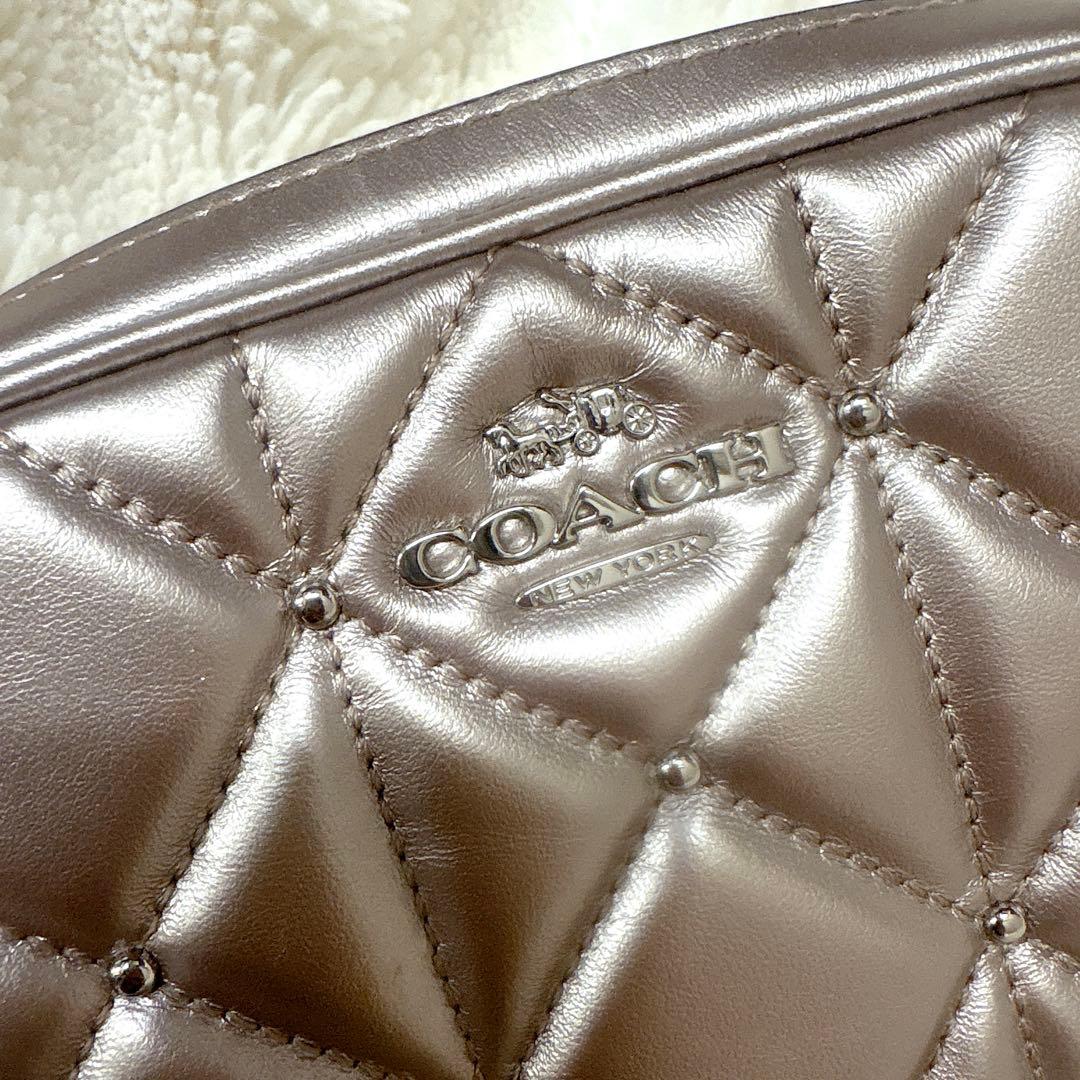 コーチ ウエストバッグ メタリック キルティング スタッズ ボディバッグ