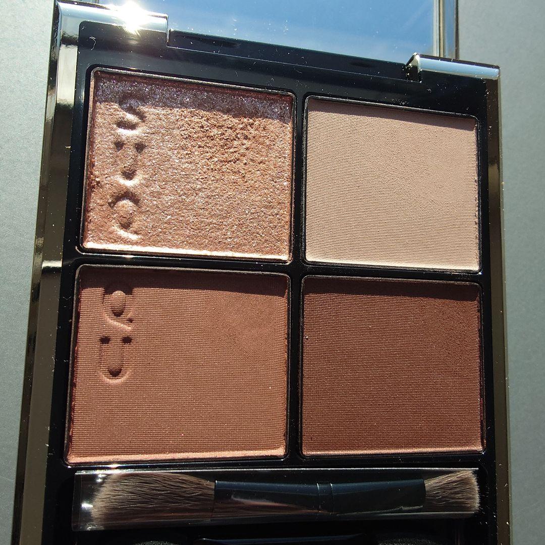 スック シグニチャーカラーアイズ S02