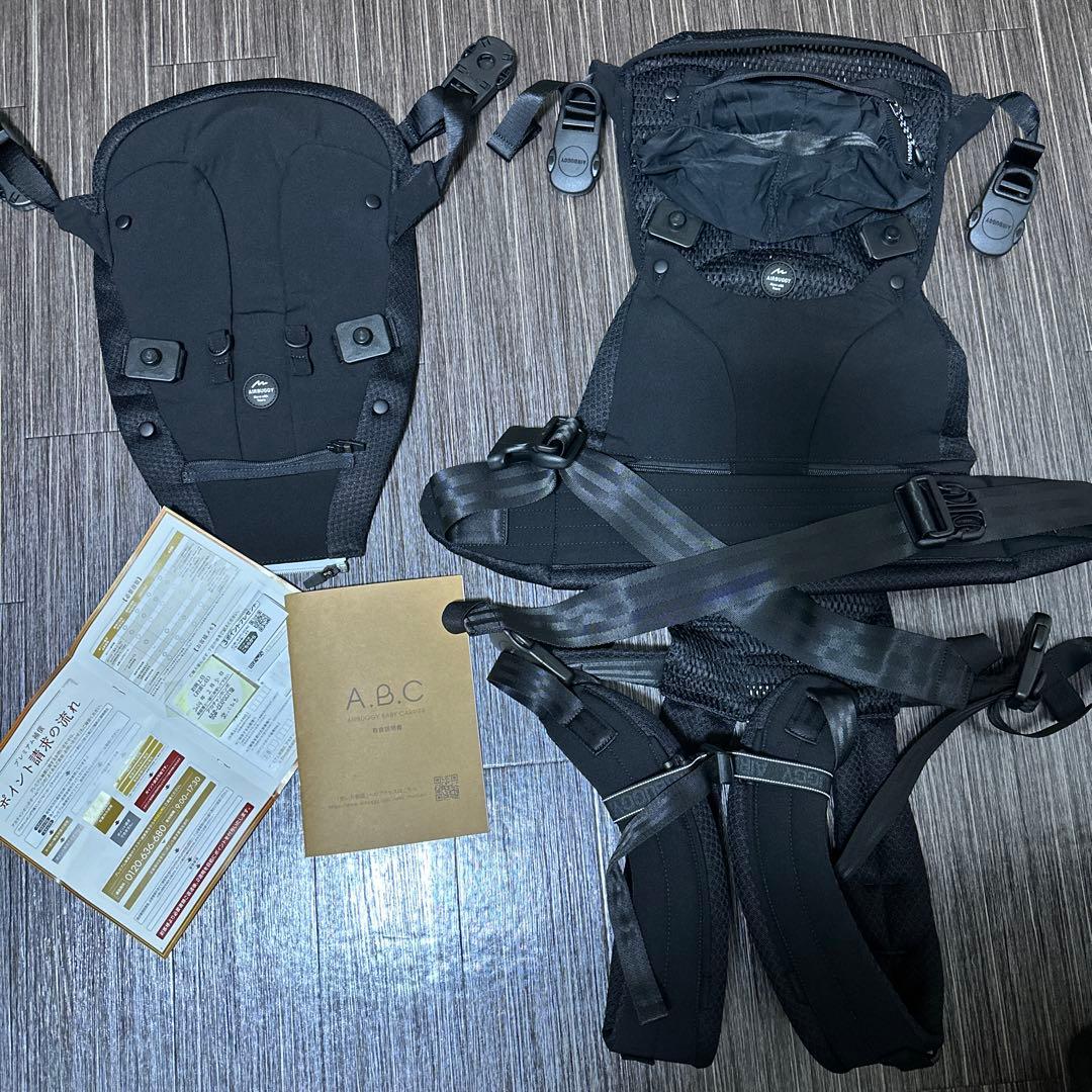 【Airbuggy】美品　ジェットブラック 抱っこ紐 メッシュ素材 説明書付き