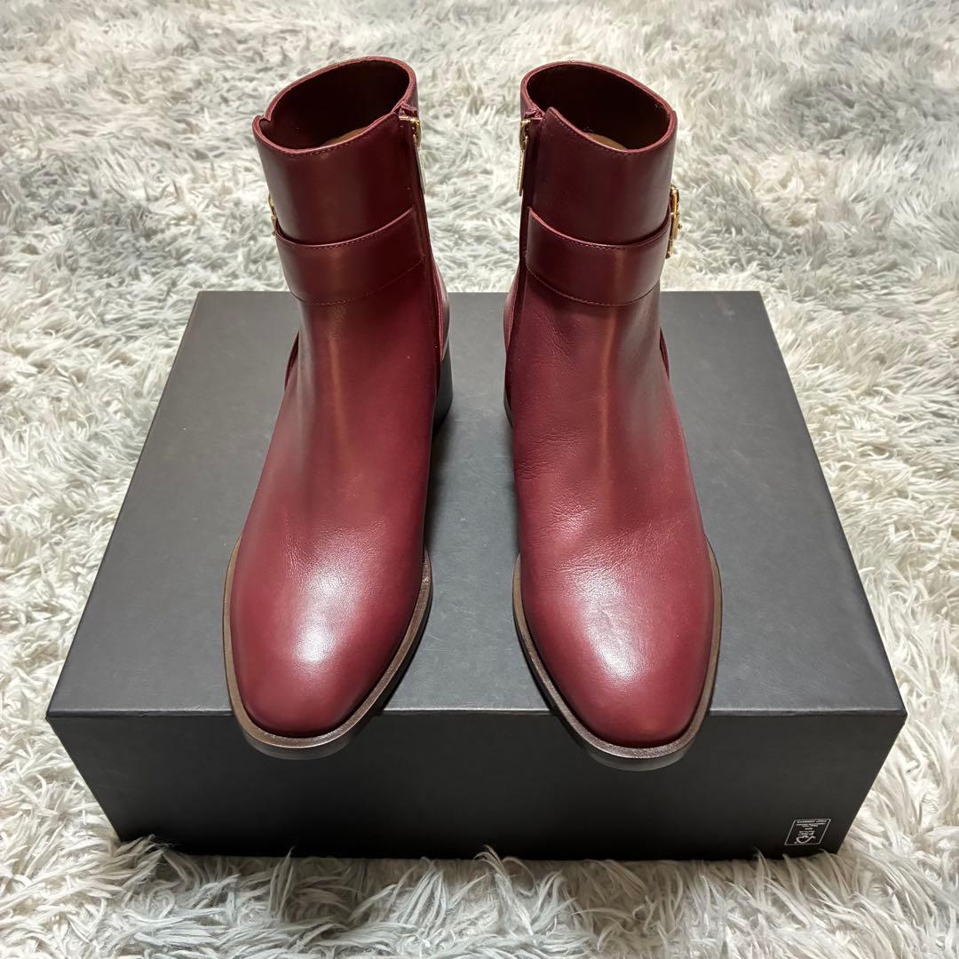 【未使用美品】JIMMY CHOO 本革 39〈参考価格143,200円〉