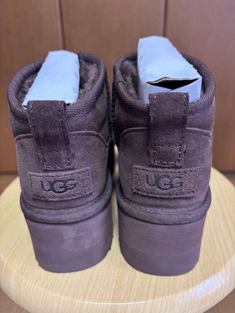 極美品　UGG アグ　ムートン ブーツ　厚底　茶色