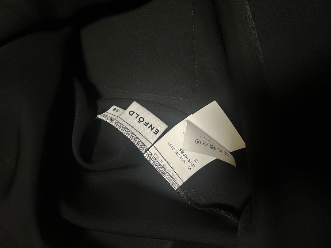 最終値下げ　2025SS ENFOLD ドレープヘムシャツ ブラック　サイズ38