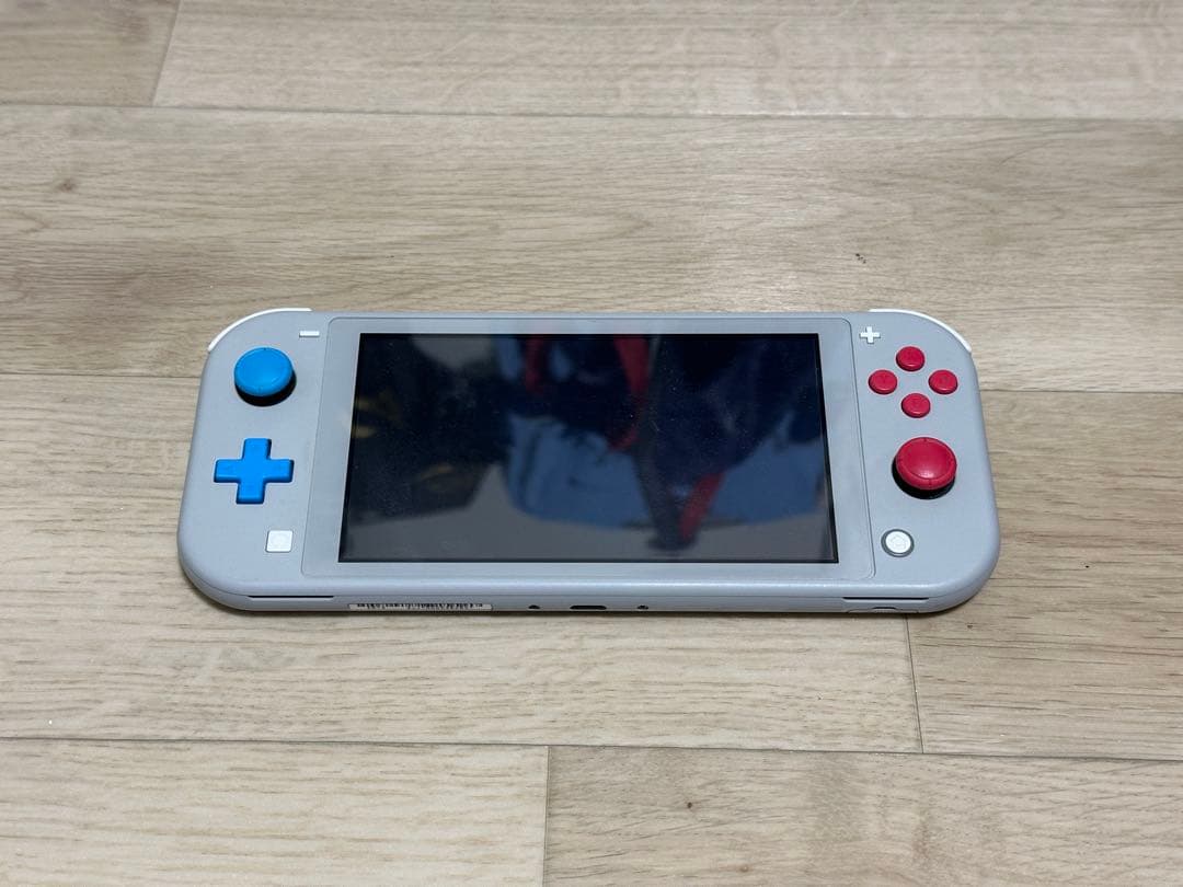 Nintendo Switch Lite ポケモン剣盾デザイン（中古）