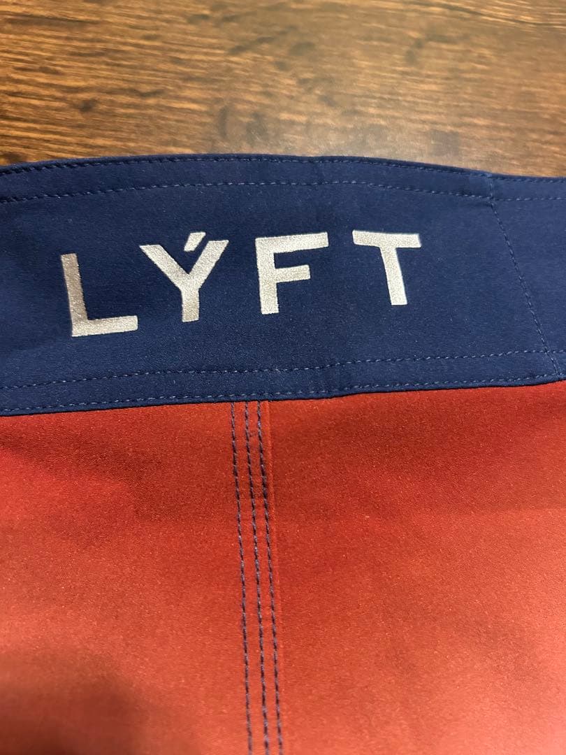 LYFT サーフパンツ sサイズ