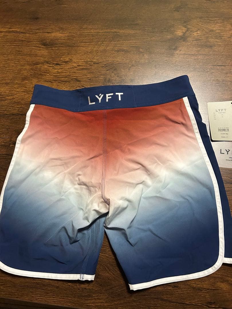 LYFT サーフパンツ sサイズ