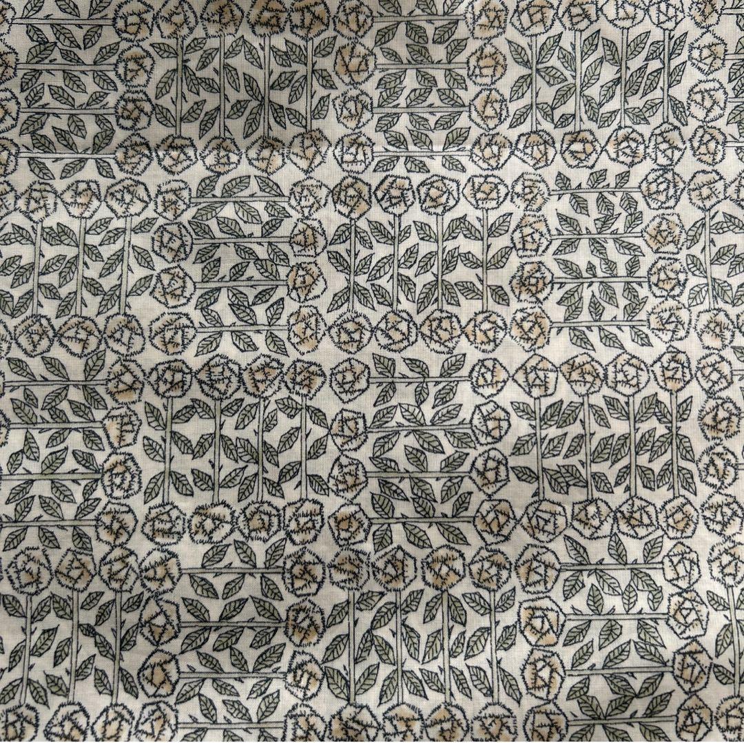 ミナペルホネン　スマホポーチ　キルト　papurikko ネイビー