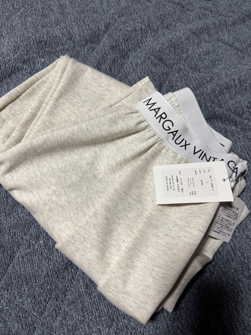 SALE♡新品♡MARGAUX VINTAGE ロゴウエストゴムタックパンツ