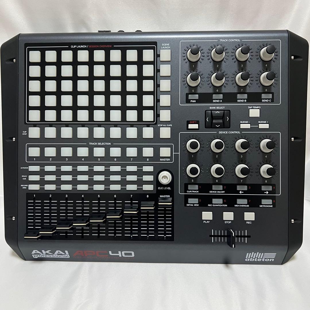 【中古・美品】AKAI APC-40 Ableton Live コントローラー