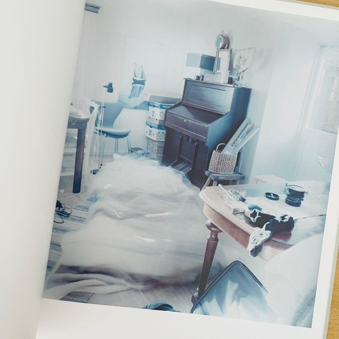 Holding Anna Clarén 希少洋書写真集