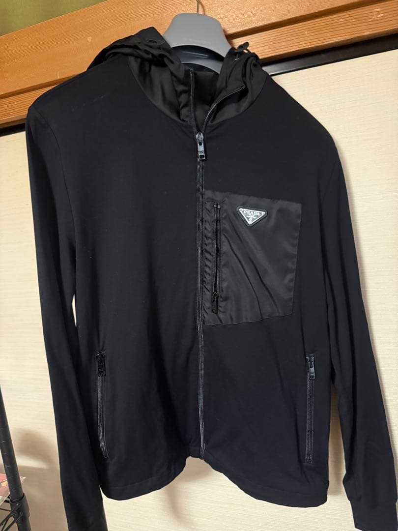 最終値下 PRADAテクニカルコットンRe-Nylonカーディガンハンガー、袋付