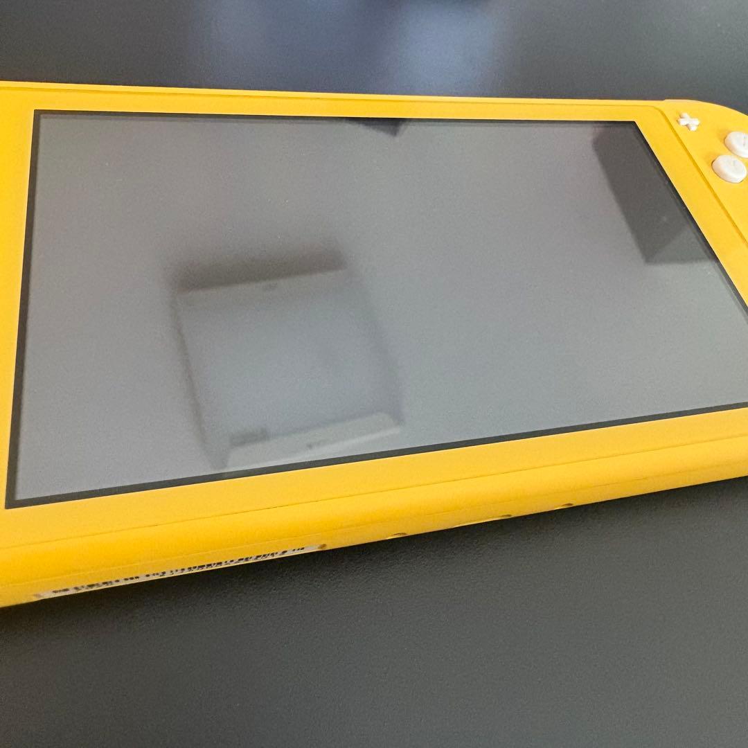 ニンテンドー Switch Lite イエロー