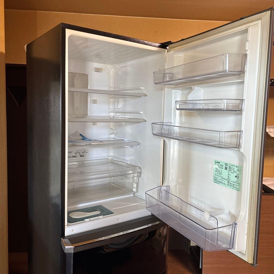 お値下げしました！ 引き取り可能な方限定 三菱ブラック冷蔵庫 冷凍庫付き