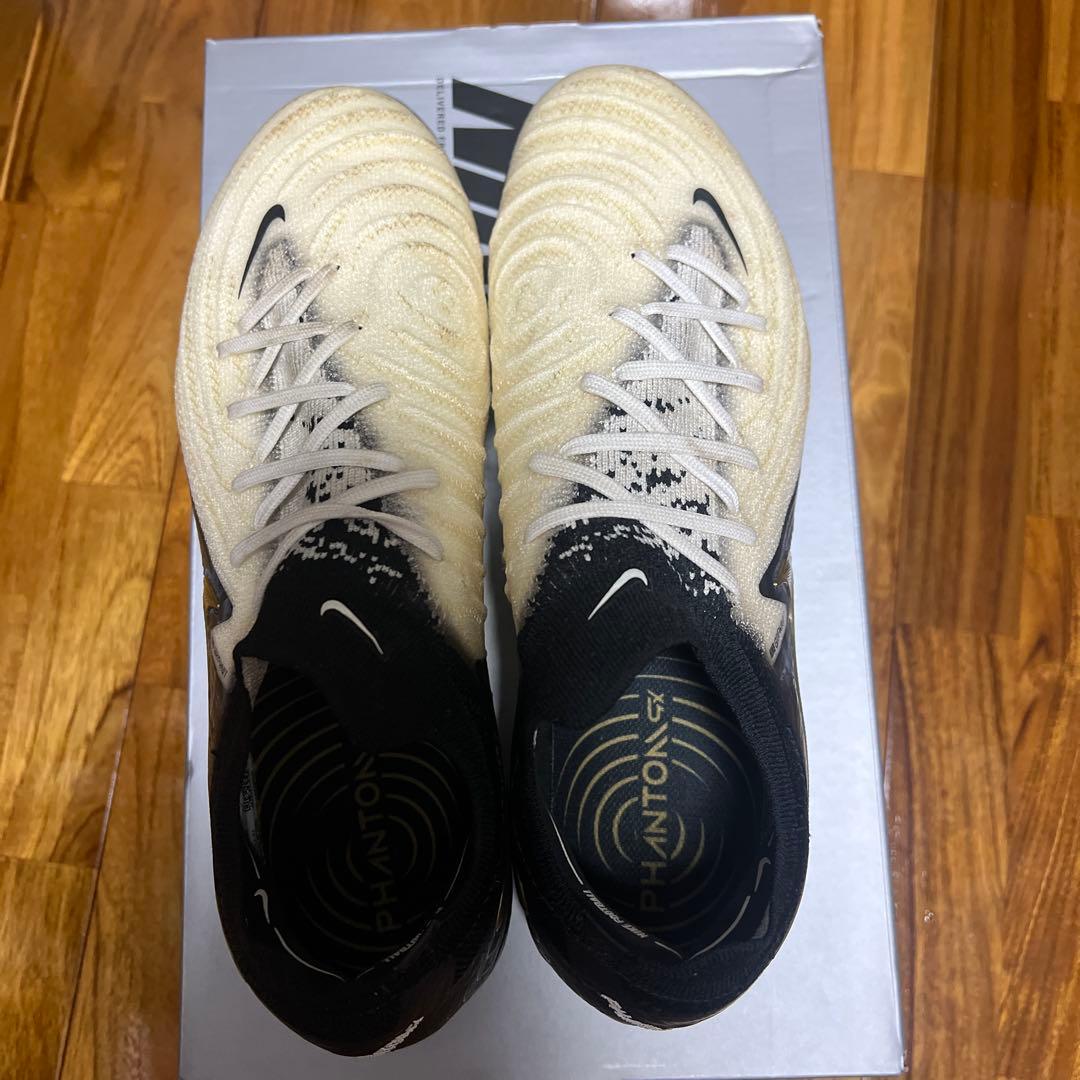 Nike Phantom GT サッカーシューズ AGトップモデル