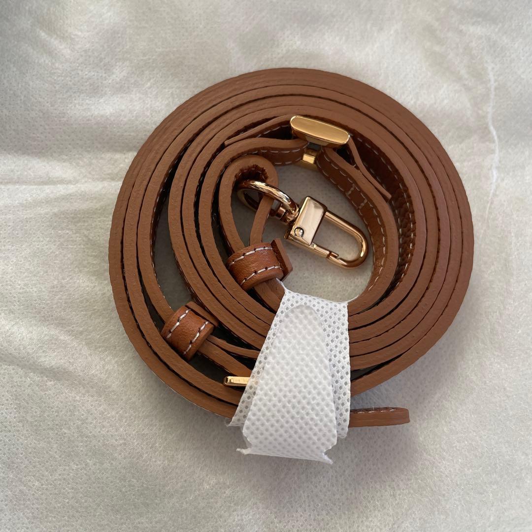 【未使用　新品】ATAO バティ 財布 スマホショルダー　 アタオ