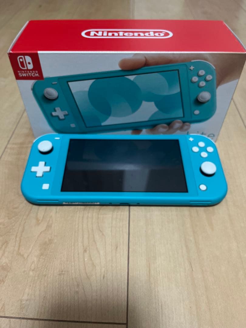 任天堂　Switchライト　スイッチライト　本体