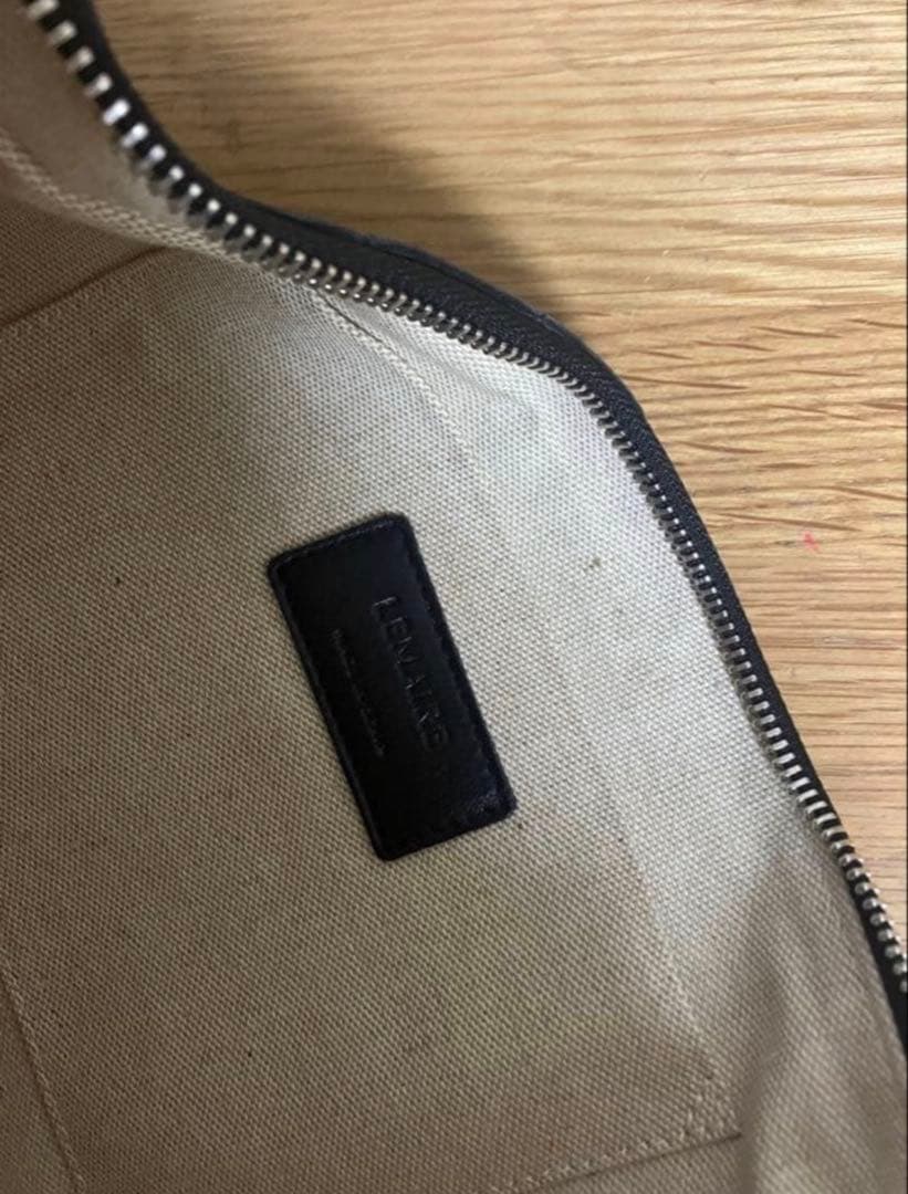 [5日まで]新品同様LEMAIRE MEDIUM CROISSANT BAG