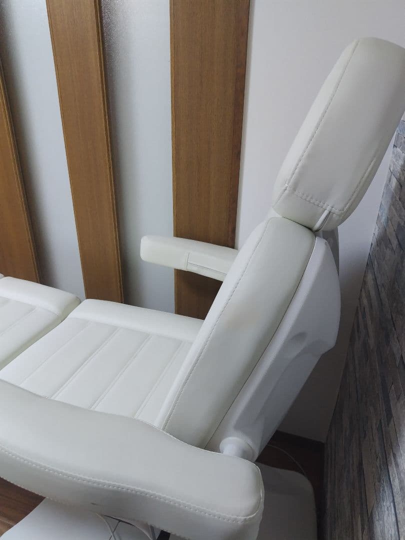 ホワイトエステ用ベッド リクライニング機能付き