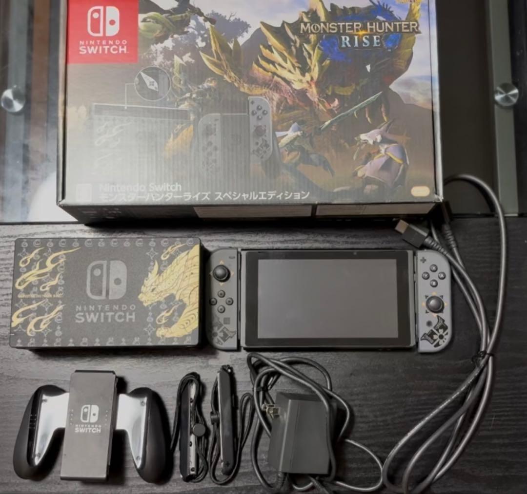 D*i様 Switch モンハンエディション　スマブラ&マリカ付き