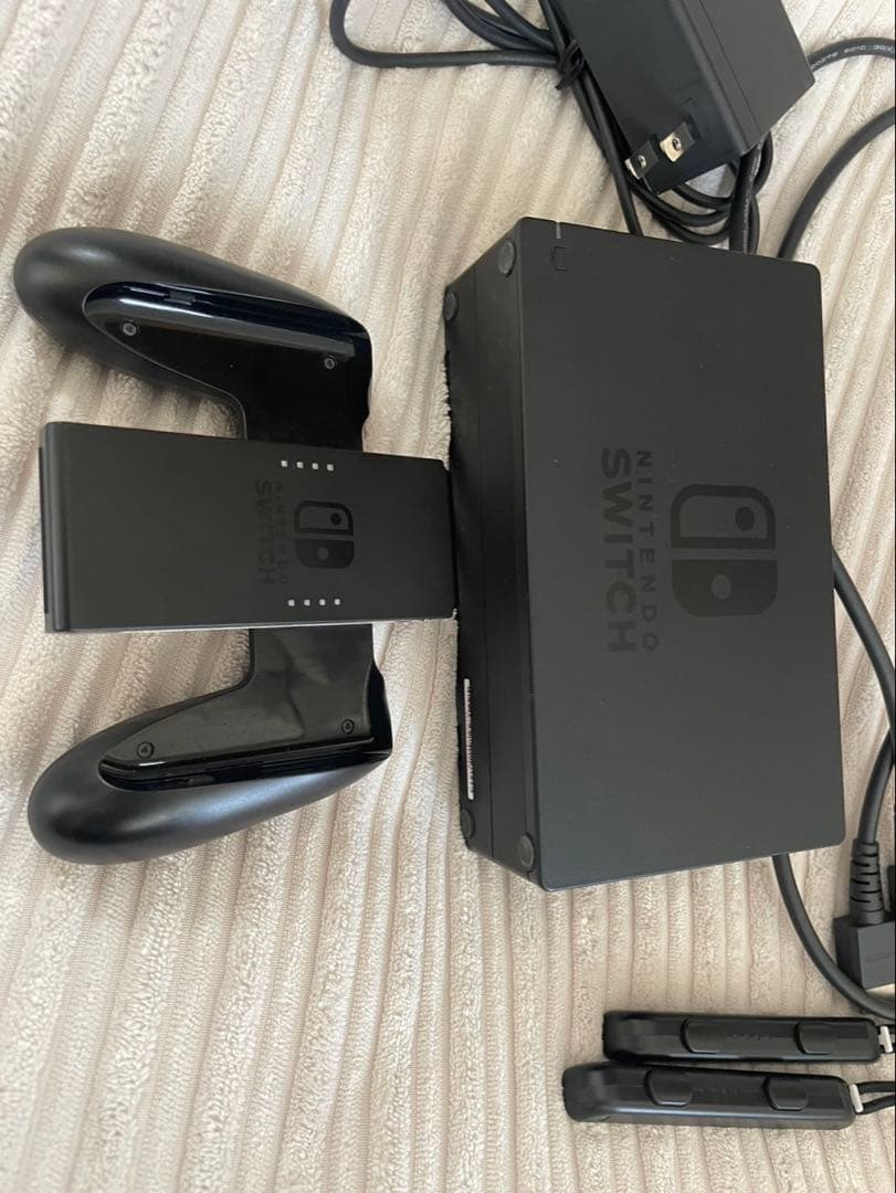 Nintendo Switch 青/赤 本体 + 付属品 +純正ケース