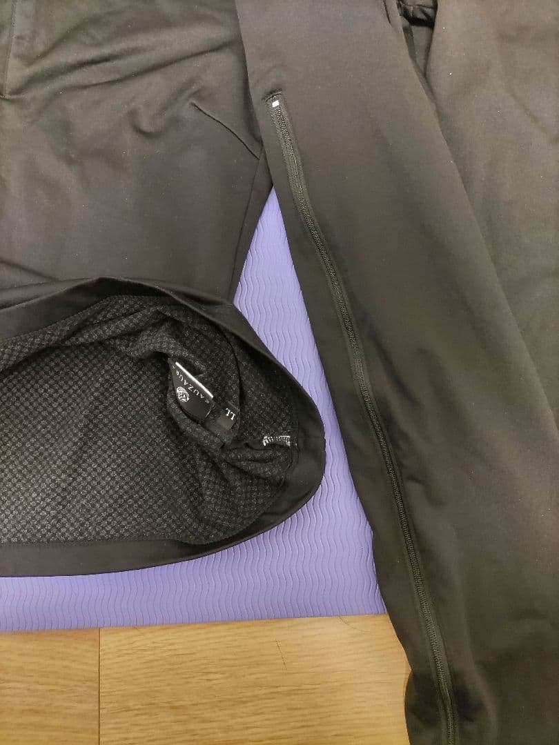 【YOSAヨサ　LuLuonルルオン】テラウェアオープンネック、スパッツ上下