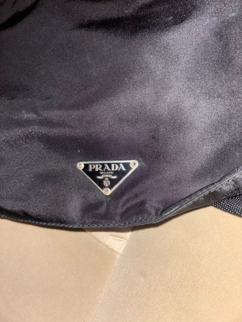 プラダ PRADAブラック ナイロン ショルダーバッグ美品