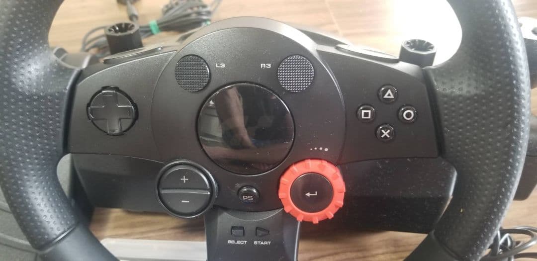 Logicool driving while(車のゲーム)