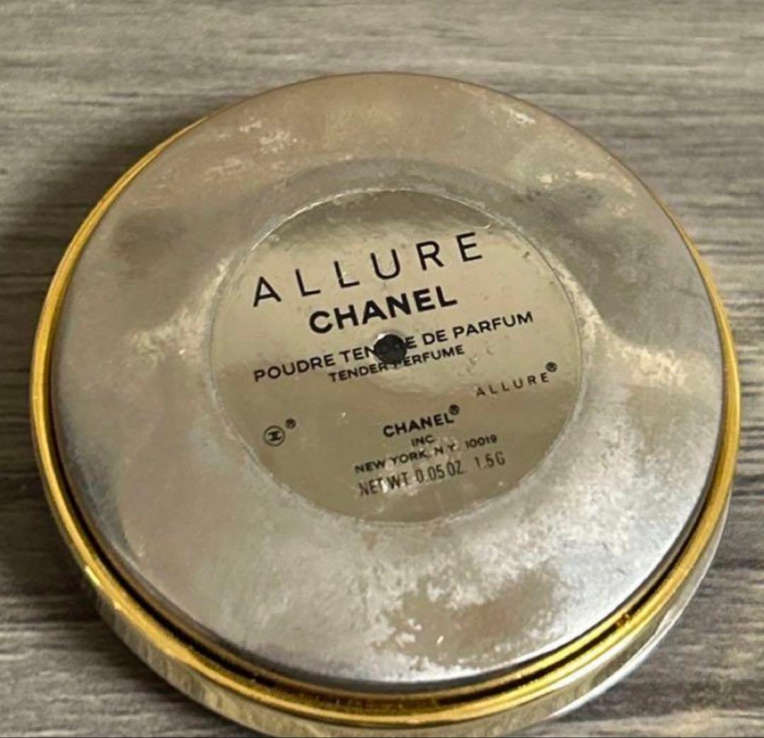 お値下げ　ALLURE CHANEL シャネル　お粉の香水レフィル付