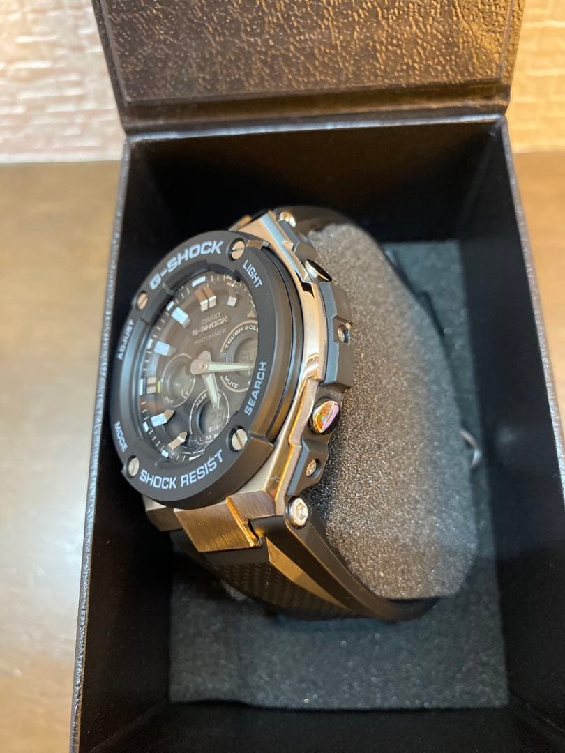 【極美品】CASIO G-SHOCK　GST-W300-1AJF 電波ソーラー