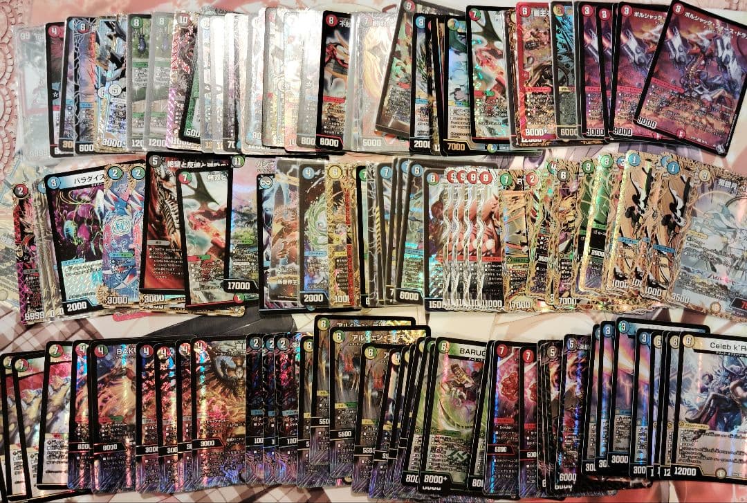 パ*ダ様 デュエマ　光り物　まとめ売り