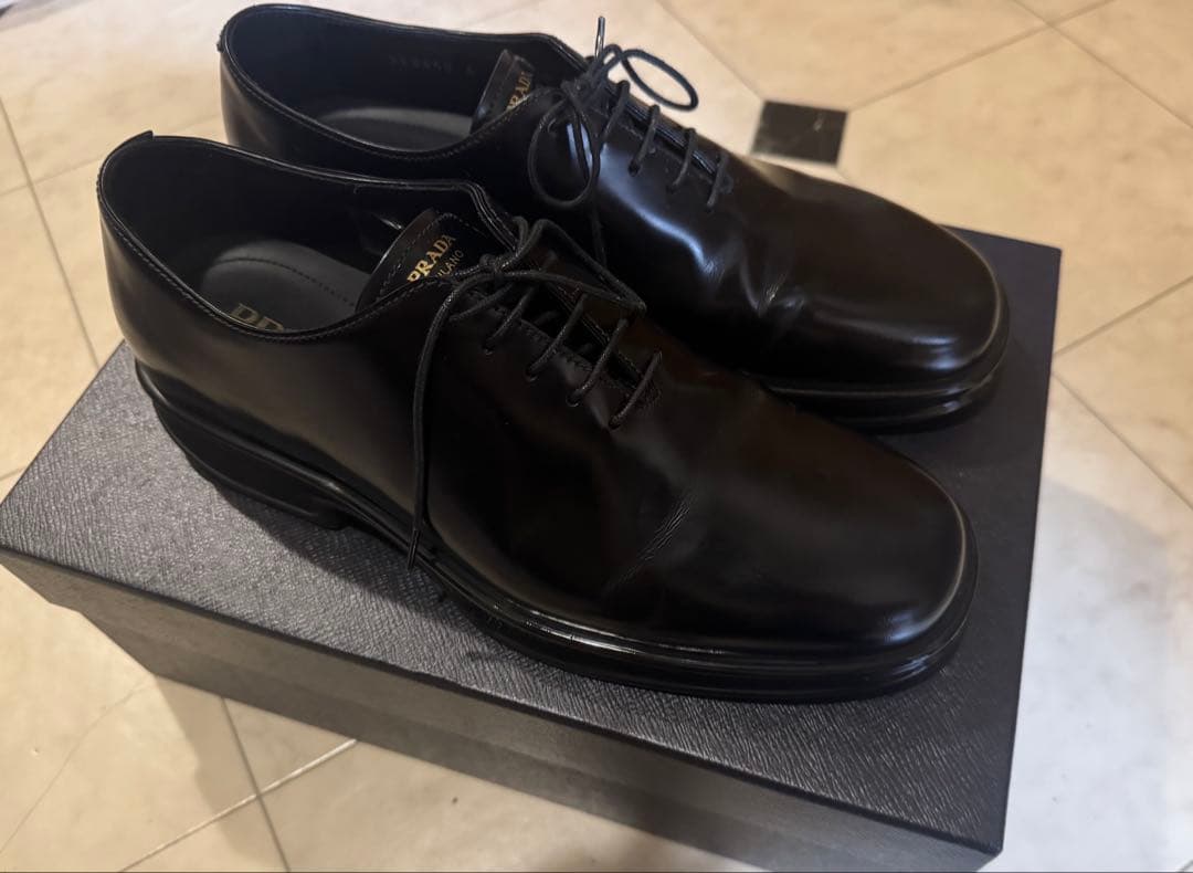 プラダ　ブラッシュドレザー　レースアップシューズ　サイズ6