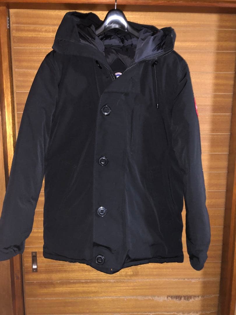 メンズダウンジャケット　ブラック カナダグースSサイズ